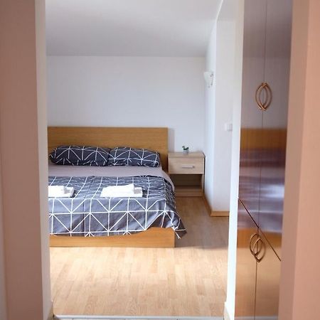 Teo Appartement Podgorica Buitenkant foto